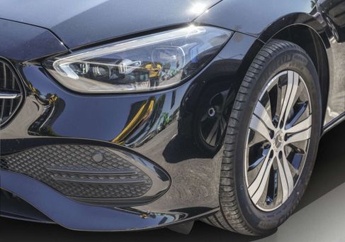 Mercedes-Benz C 300, 2023