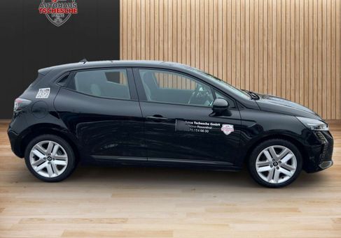 Renault Clio, 2024