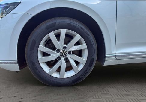 Volkswagen Passat Variant, 2022 3