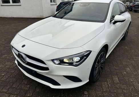 Mercedes-Benz CLA 250, 2022
