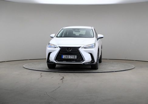 Lexus NX, 2022 3