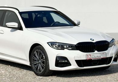BMW 330, 2020