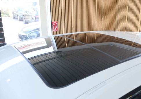 BMW 118, 2022