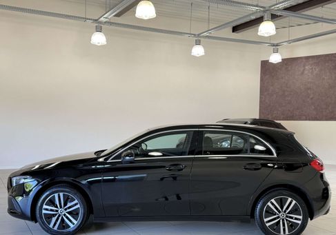 Mercedes-Benz A 250, 2022