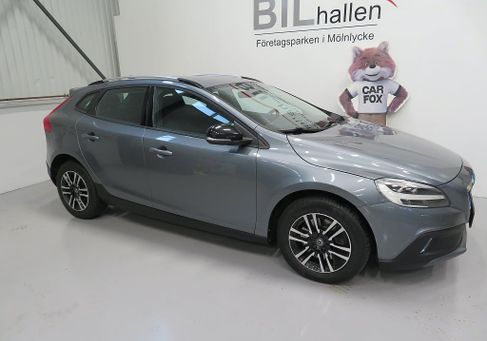 Volvo V40 Cross Country, 2017