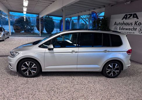 Volkswagen Touran, 2023 2