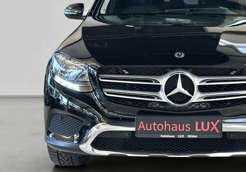 Mercedes-Benz GLC 220, 2018 3