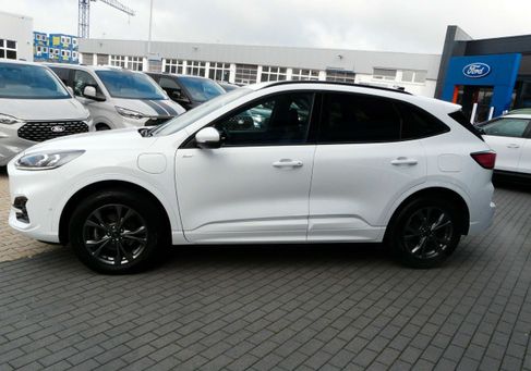 Ford Kuga, 2022