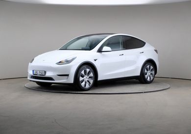Tesla Model Y, 2023
