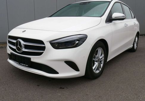 Mercedes-Benz B 180, 2019