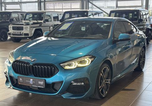 BMW 218, 2021 3