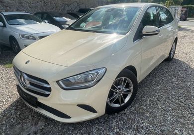 Mercedes-Benz B 180, 2020