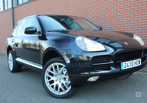 Porsche Cayenne, 2003