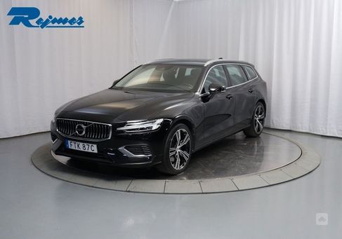 Volvo V60, 2022