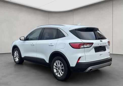 Ford Kuga, 2022
