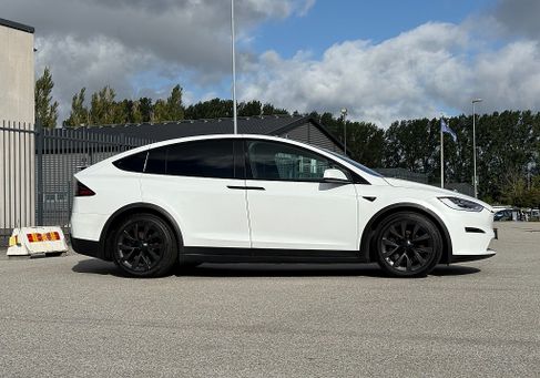 Tesla Model X, 2023 2