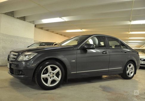 Mercedes-Benz C 180, 2009