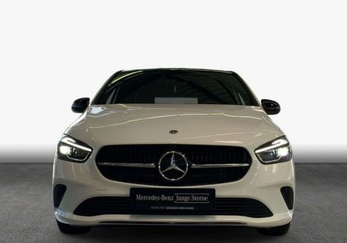 Mercedes-Benz B 180, 2025