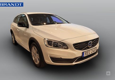 Volvo V60 Cross Country, 2016