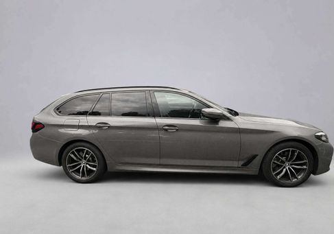 BMW 520, 2021 2