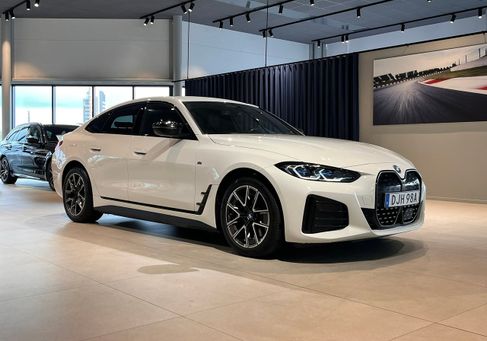 BMW, 2024 3