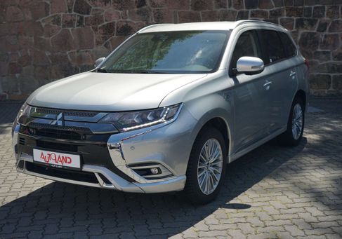Mitsubishi Outlander, 2020