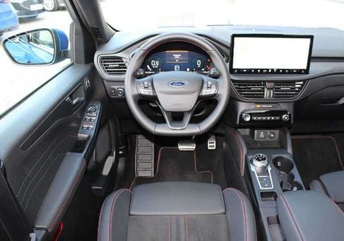 Ford Kuga, 2025