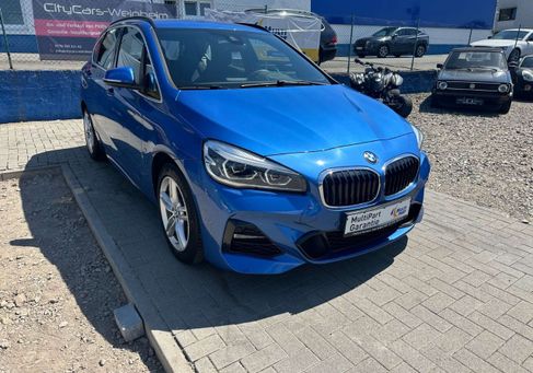 BMW 216, 2019
