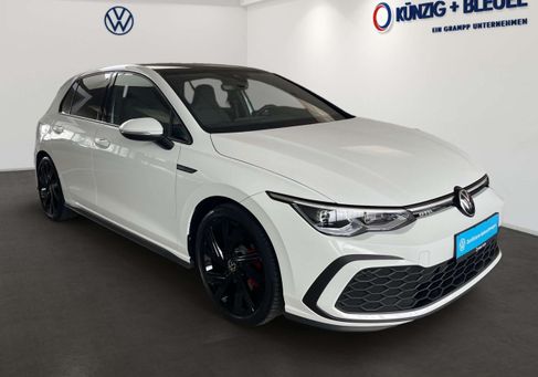 Volkswagen Golf, 2023 3