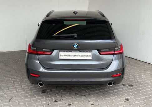 BMW 320, 2022