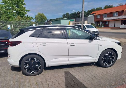 Opel Grandland X, 2022