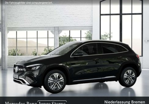 Mercedes-Benz GLA 200, 2024 3