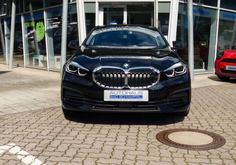 BMW 118, 2023