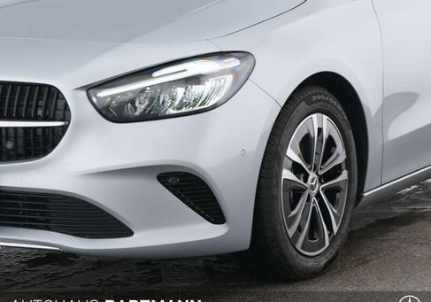 Mercedes-Benz B 180, 2024