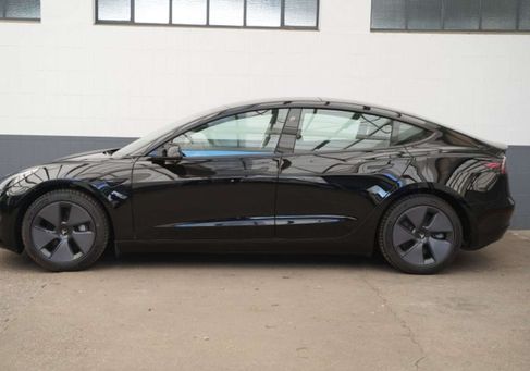 Tesla Model 3, 2021