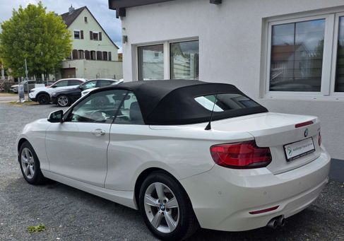 BMW 220, 2018 3