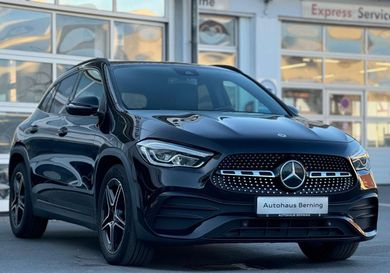 Mercedes-Benz GLA 220, 2021