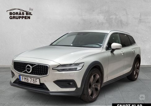 Volvo V60 Cross Country, 2021