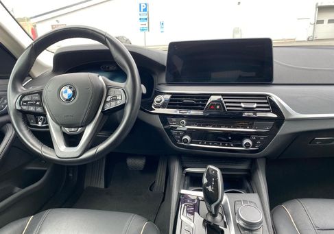 BMW 530, 2021
