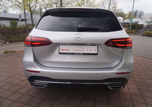 Mercedes-Benz B 200, 2020