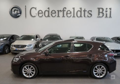 Lexus CT, 2011