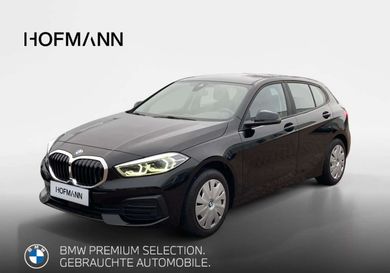 BMW 118, 2022