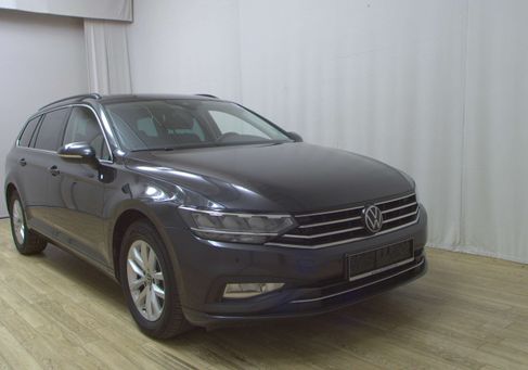 Volkswagen Passat Variant, 2023 3