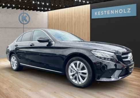 Mercedes-Benz C 300, 2021