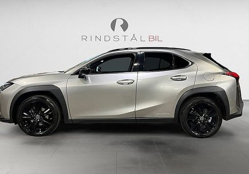 Lexus UX, 2022