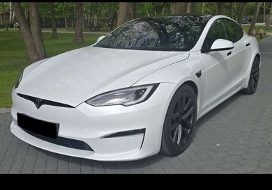 Tesla Model S, 2023