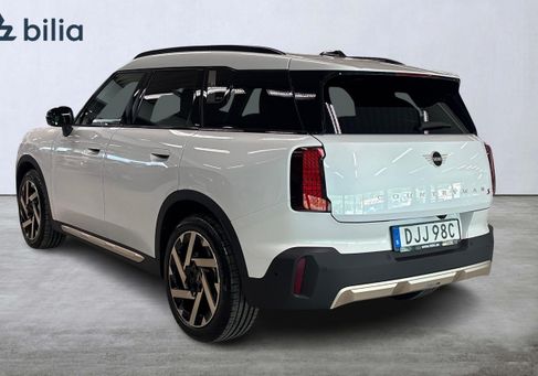 MINI, 2024