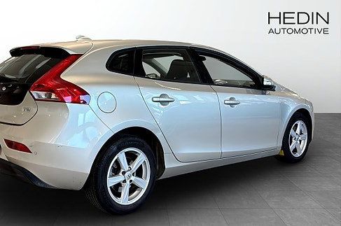 Volvo V40, 2017
