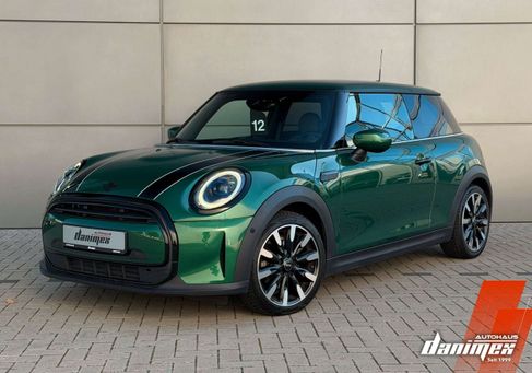 MINI ONE, 2022