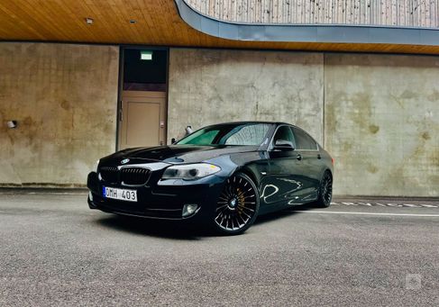 BMW 525, 2011